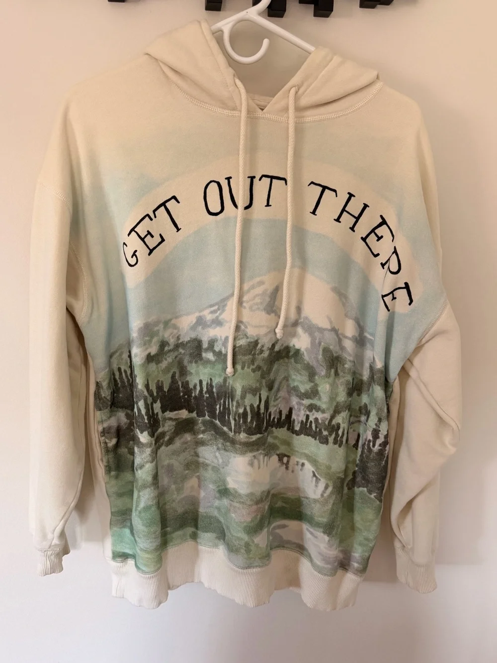 American Eagle Get Cream Graphic Hoodie